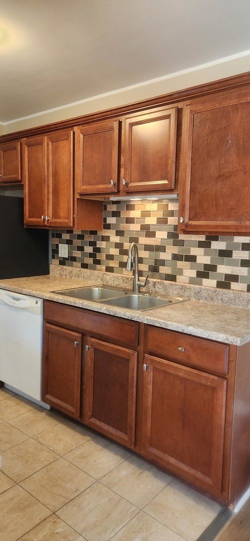2006 Hastings Dr #2006 – photo 3