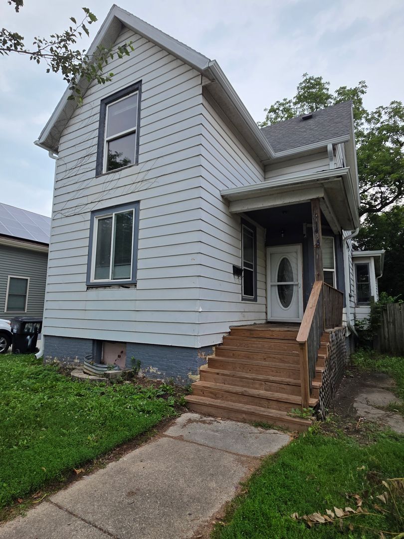 1435 Villa St – photo 1