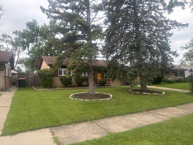 17122 Roy St – photo 2