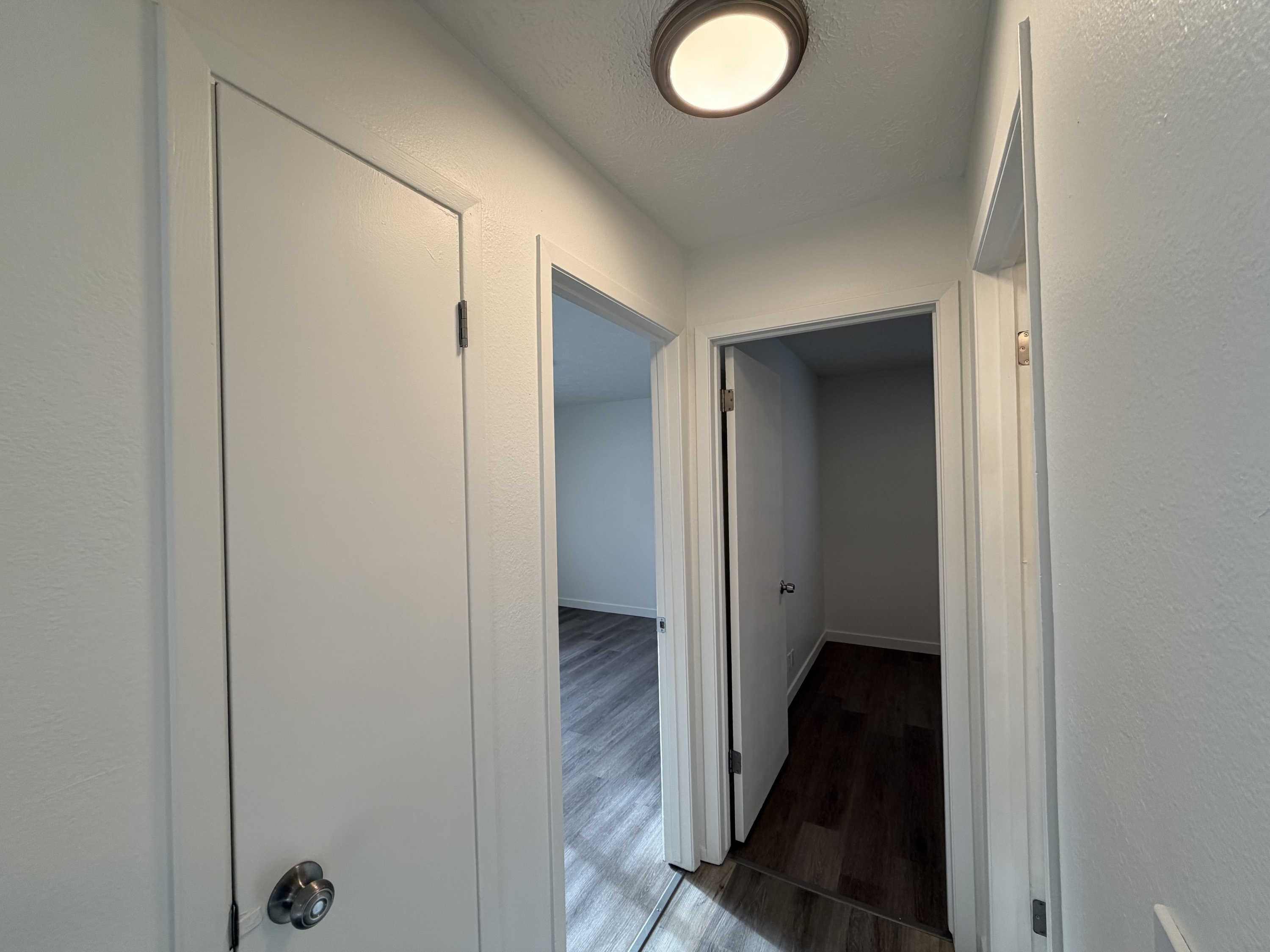 1119 W 11th Ave unit 5 – photo 5