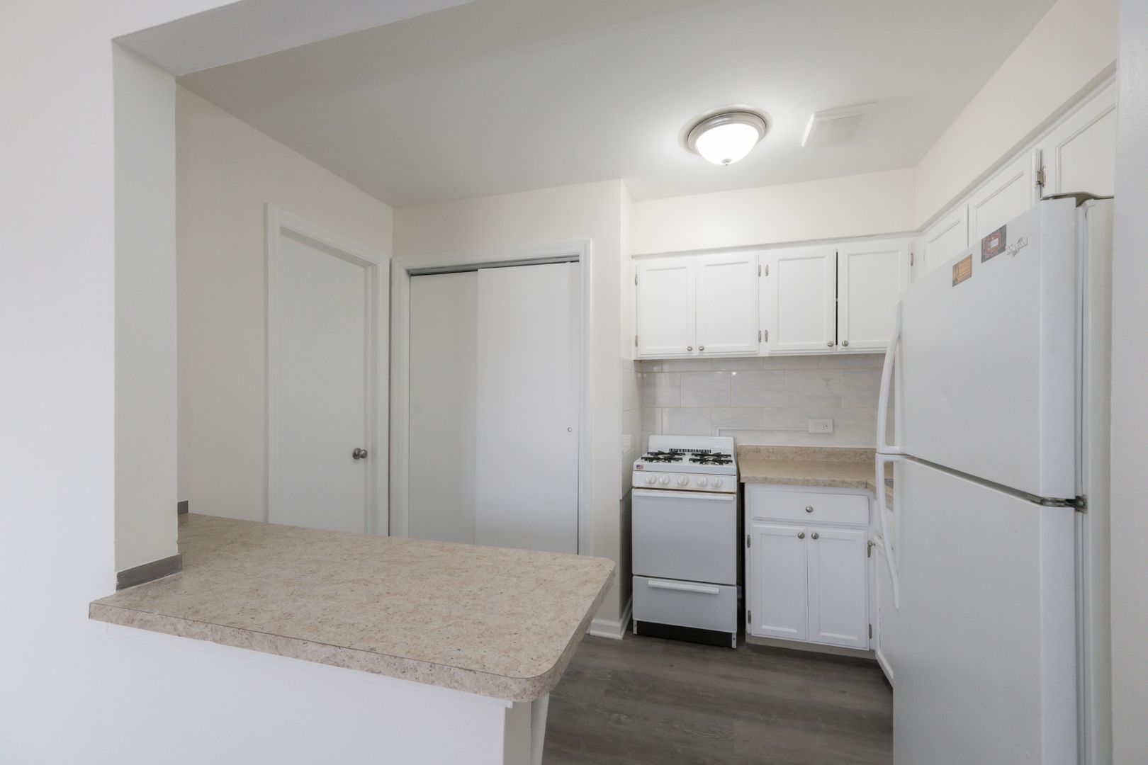 15311 Knox Ave – photo 3