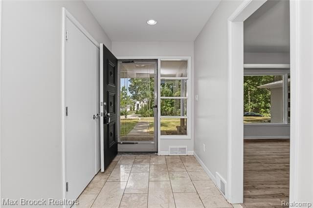 3988 Lakeland Ln – photo 4