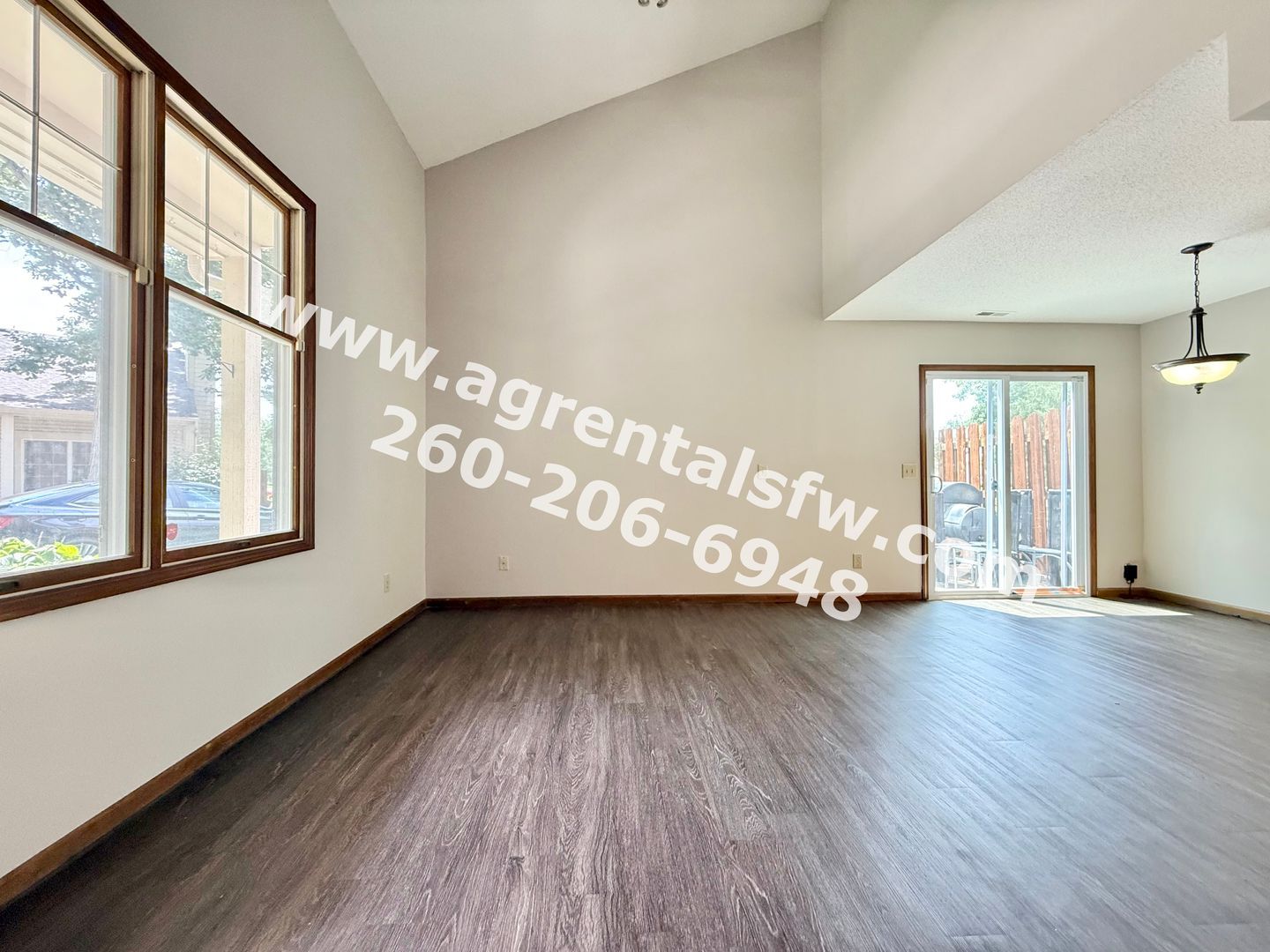 4221 Crofton Ct – photo 2