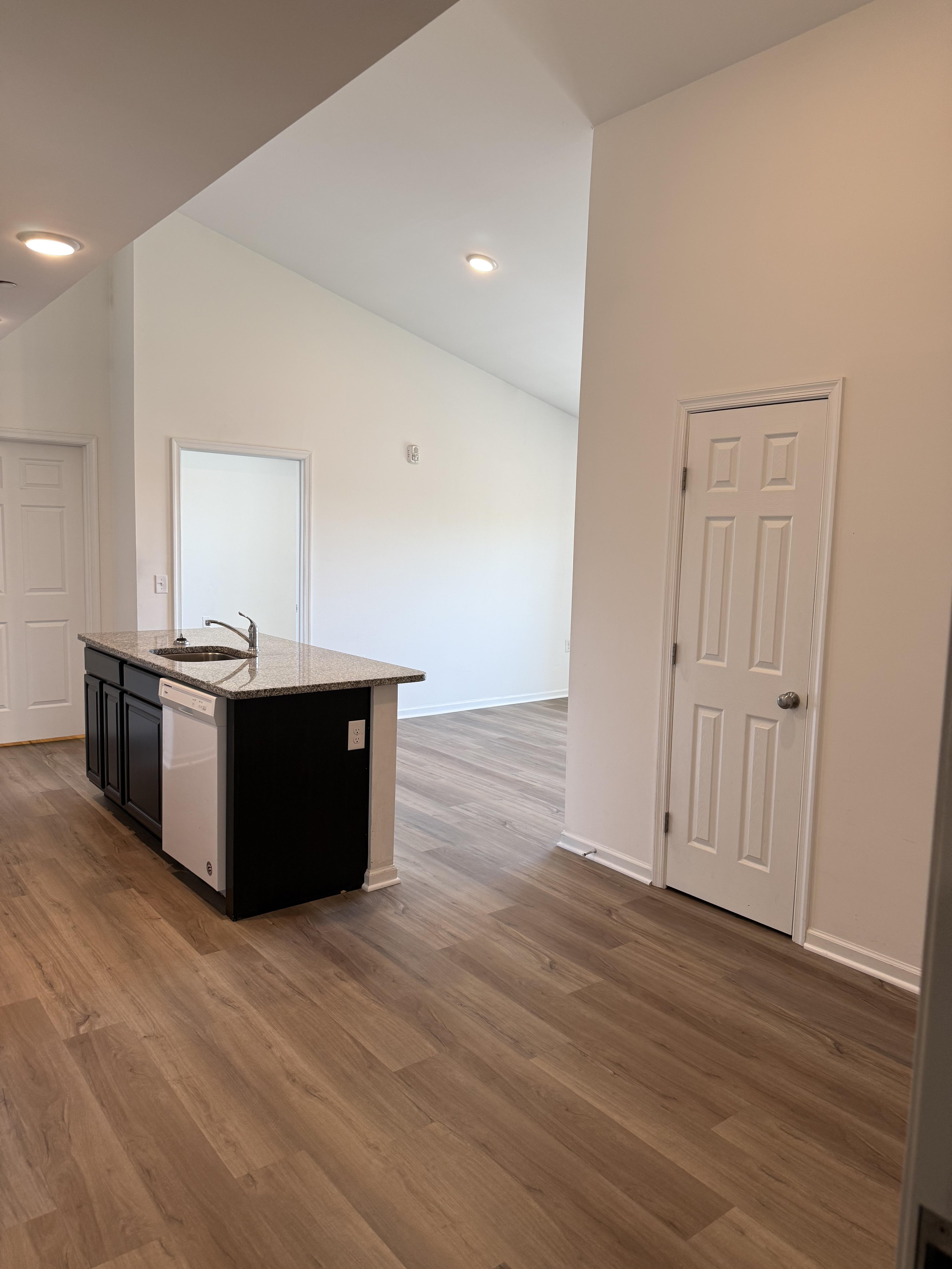 480 Main St unit 1000 B – photo 2