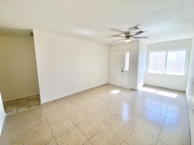 486 S 15th Ave – photo 3