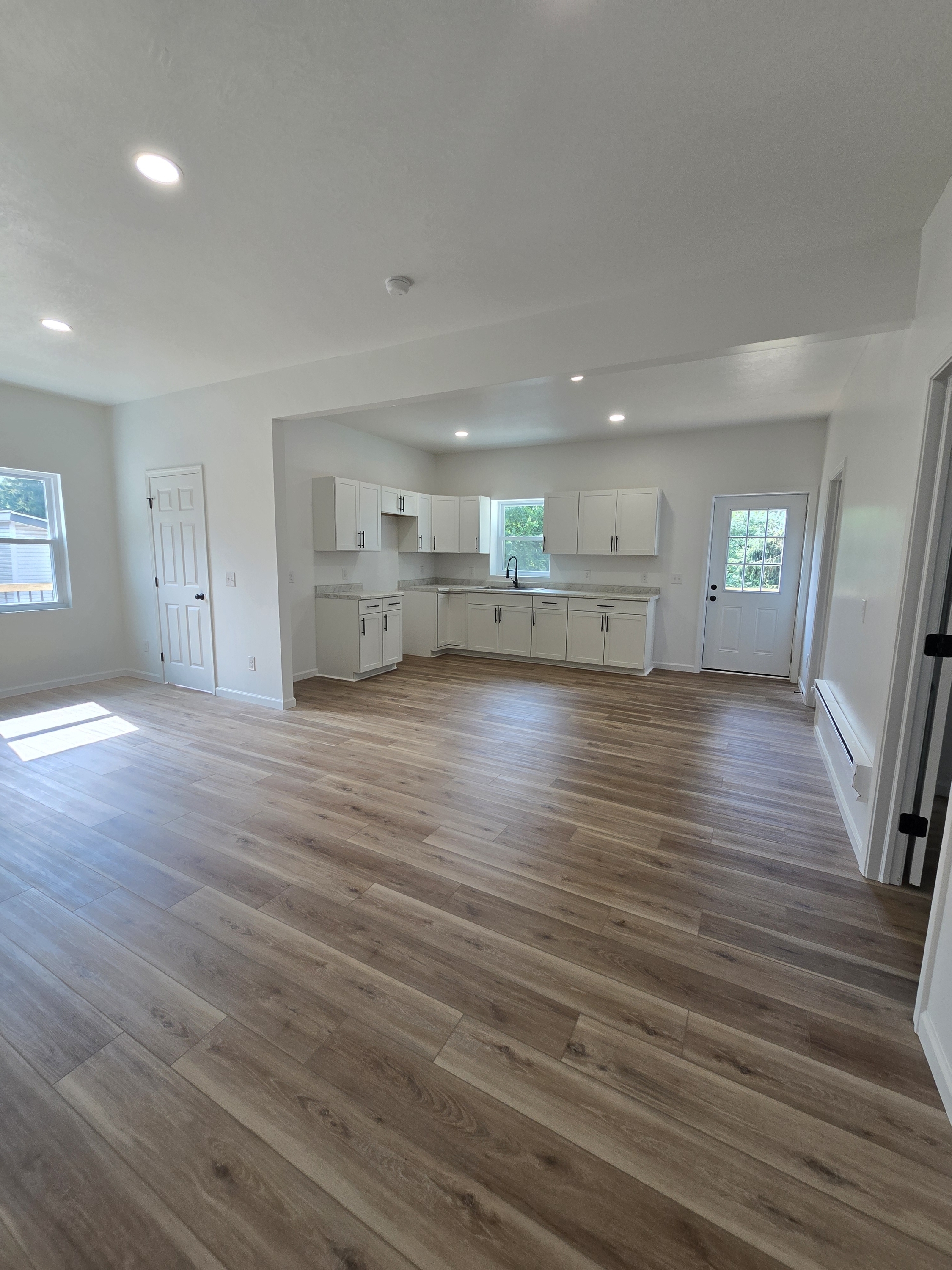 817 E Bowman St unit 3 – photo 3
