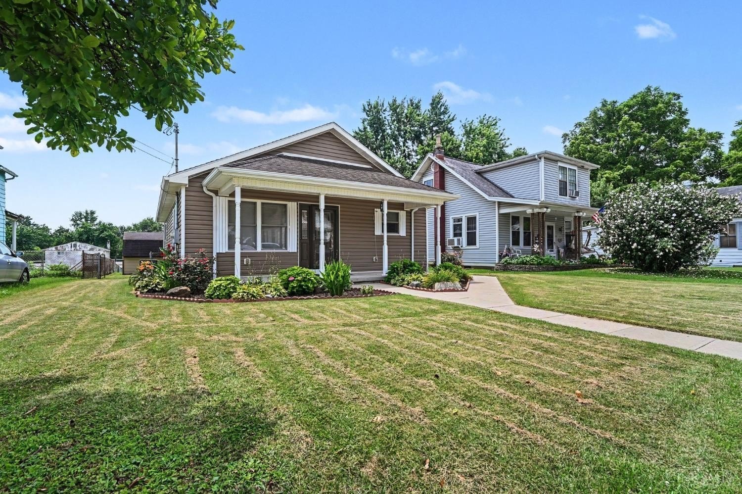 17 Washington Ave – photo 2