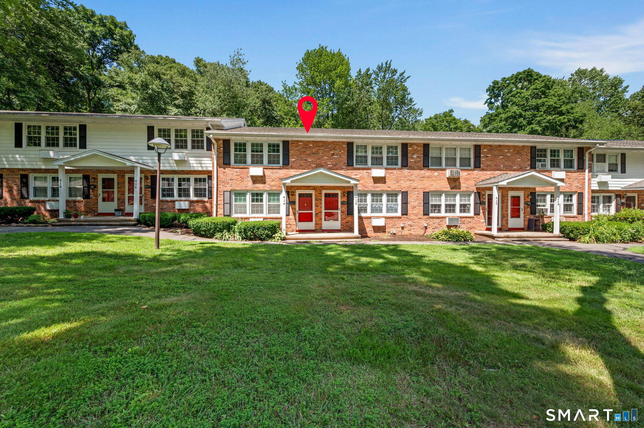 414 Robin Ct unit 414 – photo 2
