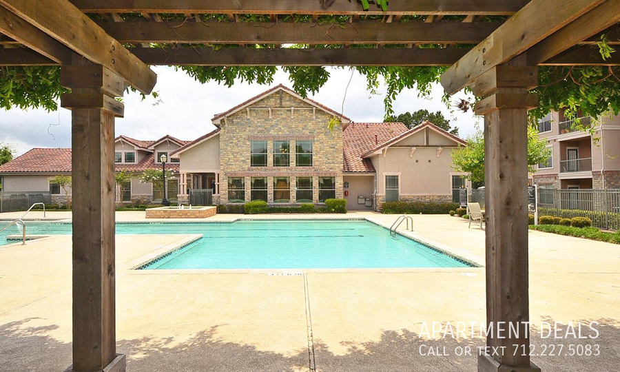 137 Aldine Bender Rd – photo 3