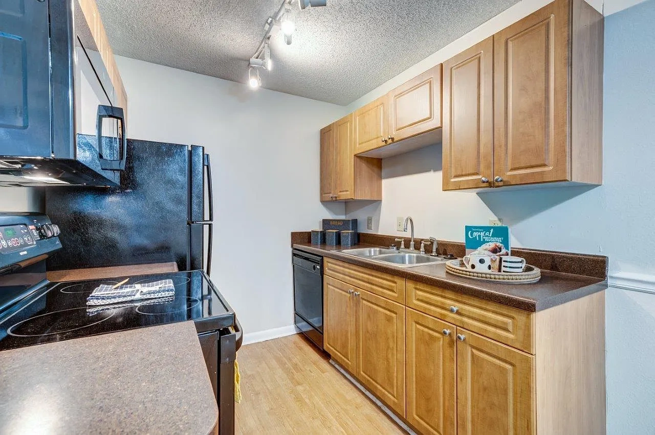 Village at Cliffdale Apartment Homes – photo 4