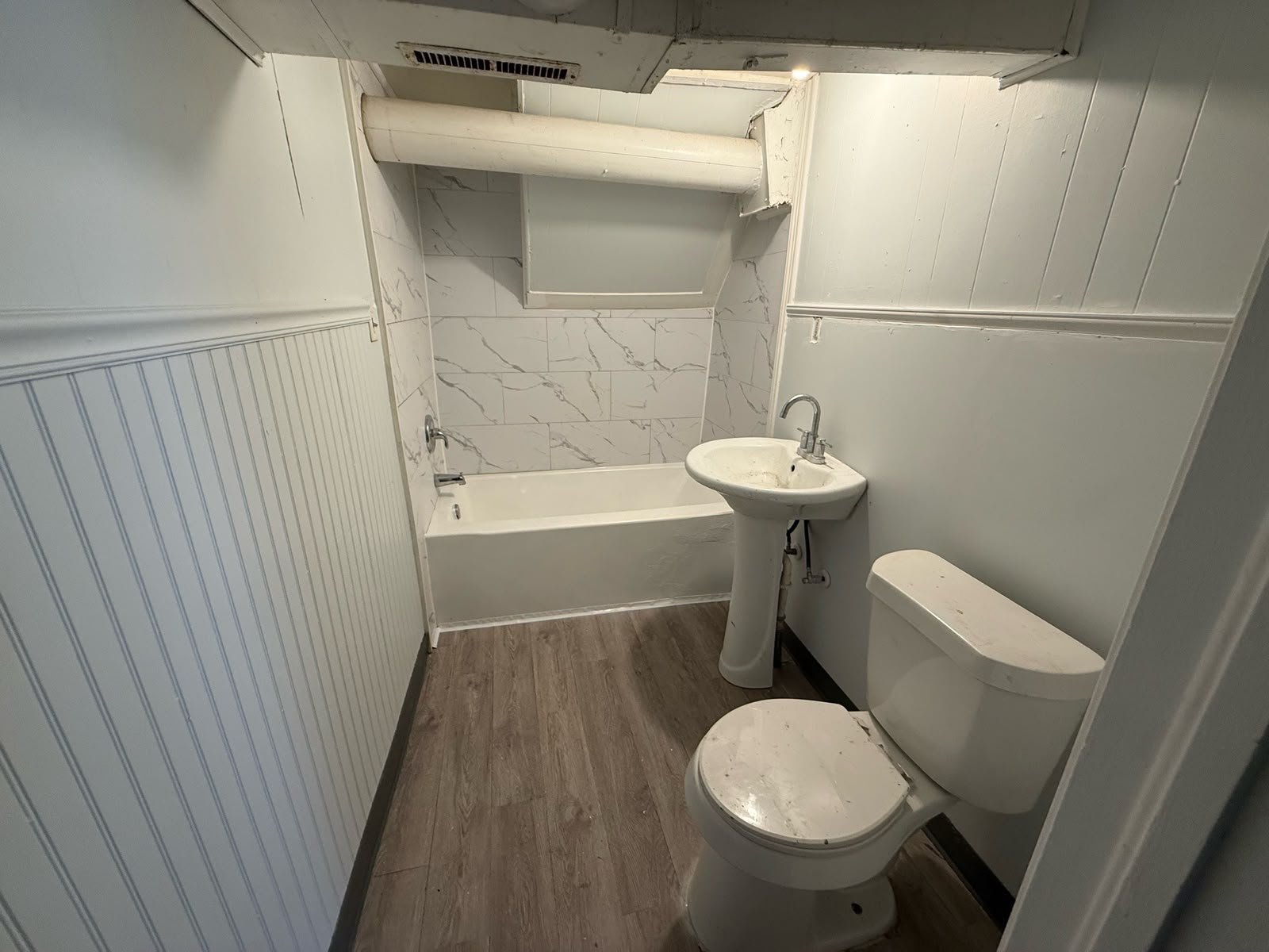 521 Columbus Ave NW unit 2 – photo 2