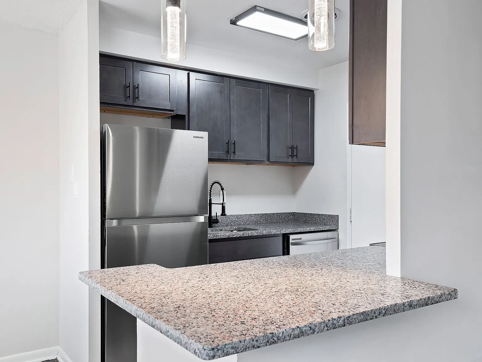 Coventry Mayfield Apartments – photo 5