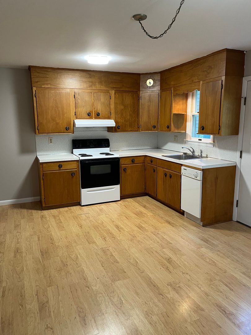 207 S Beech St – photo 1