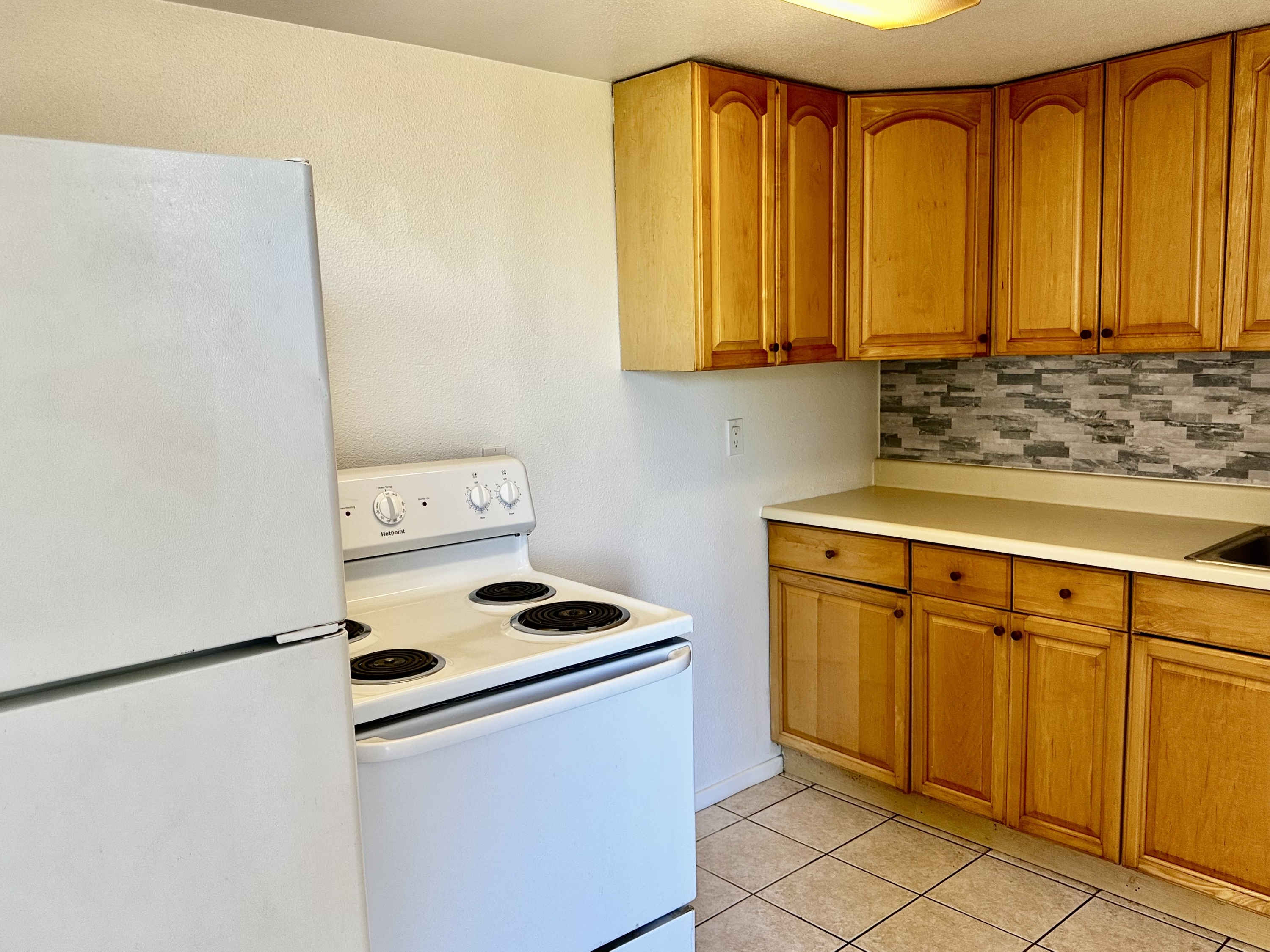 9423 Eucalyptus St unit 2 – photo 1