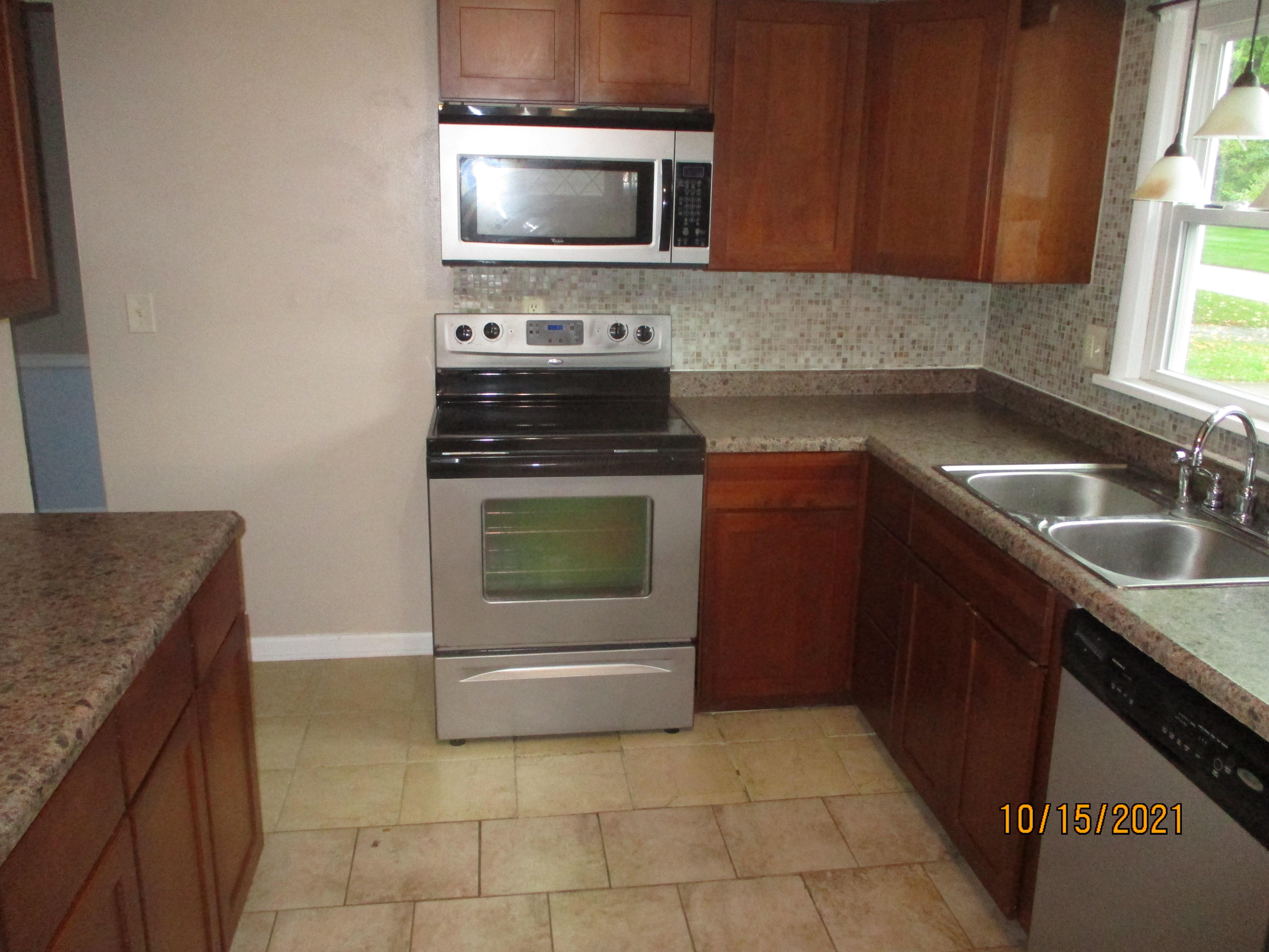 1013 S Briarwood Dr – photo 4