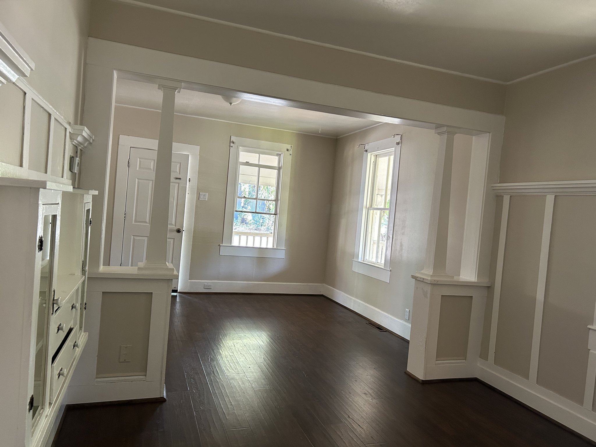 489 2nd St – photo 2