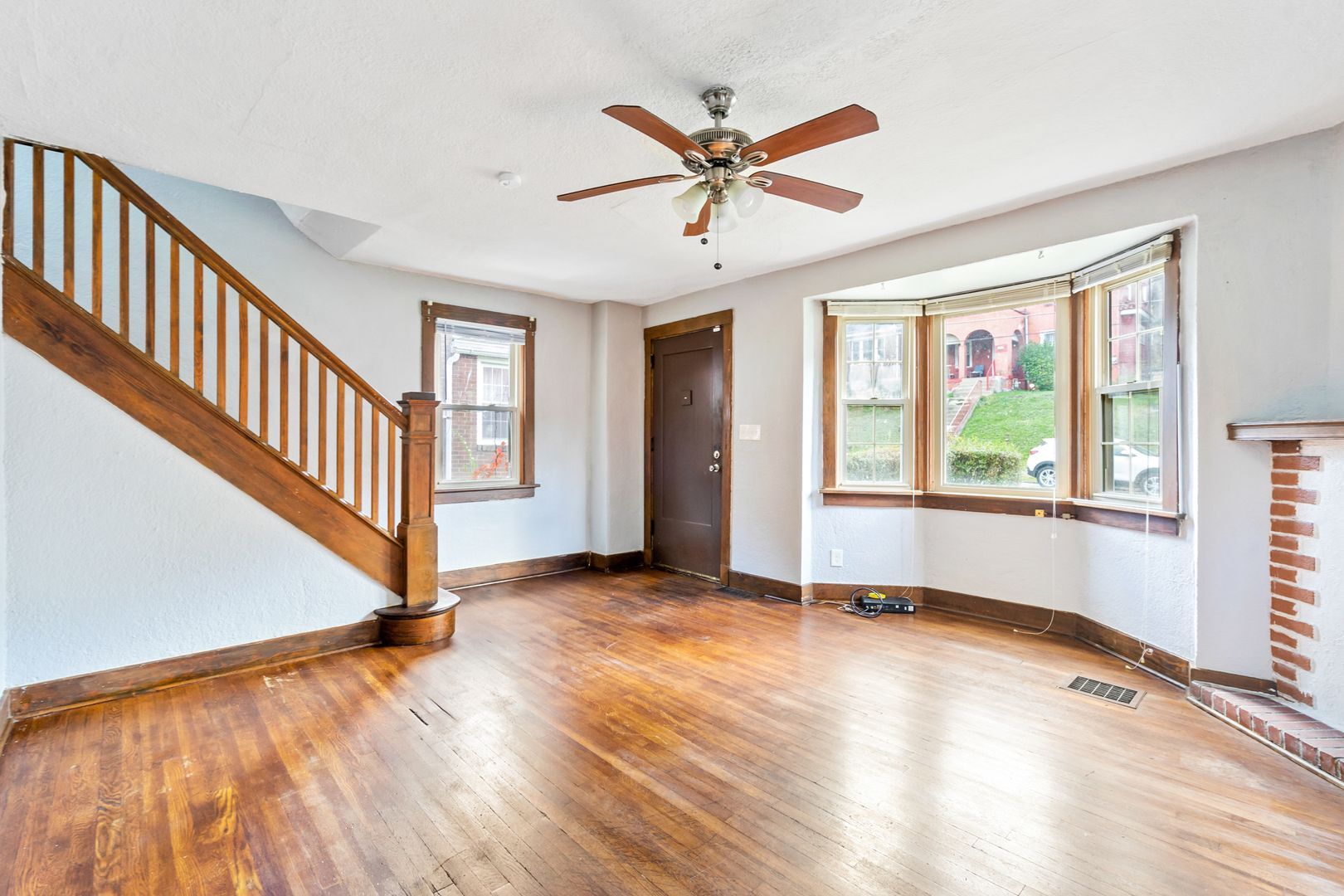 2043 Boggs Ave – photo 3