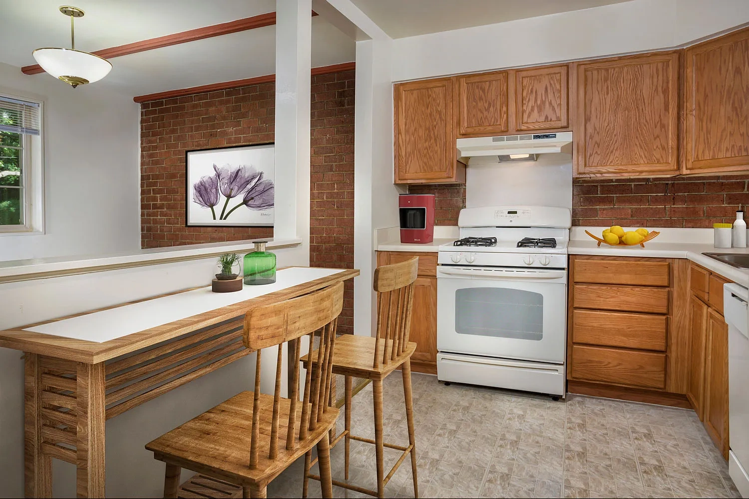 Whitehall Square Apartments – photo 3