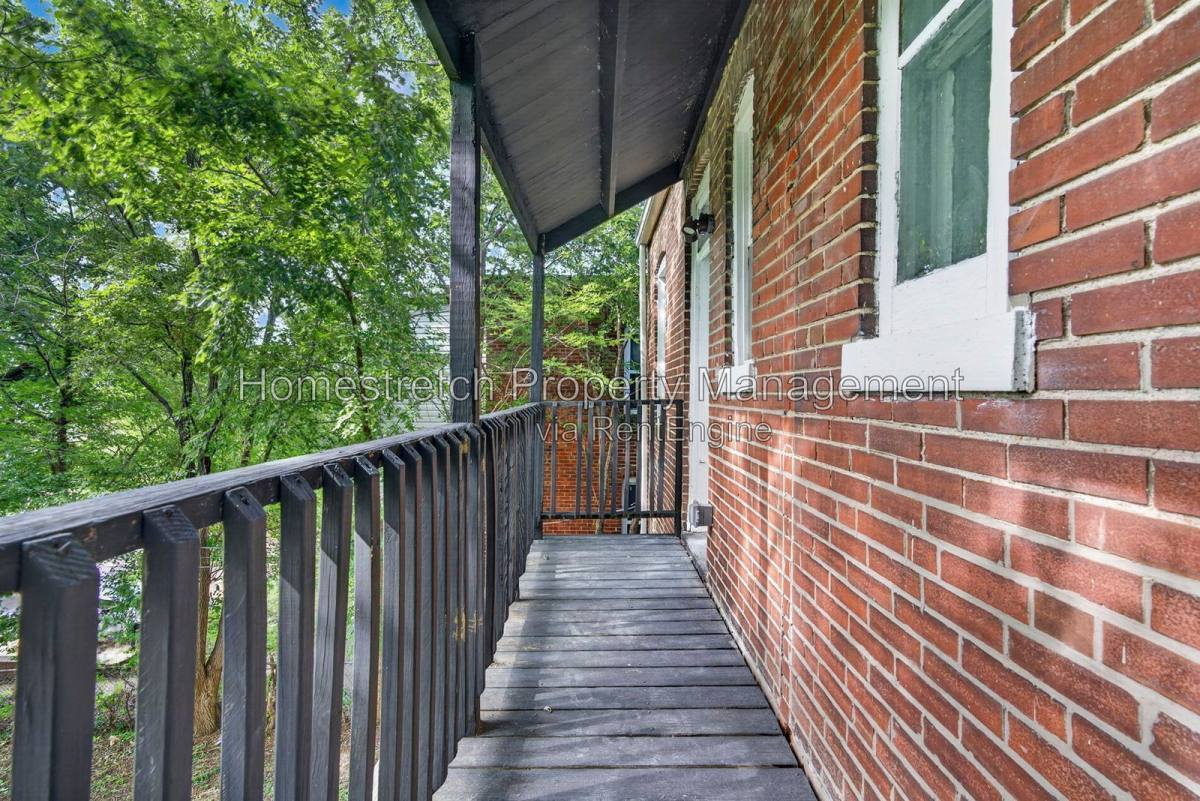3225 Minnesota Ave unit 1F – photo 4