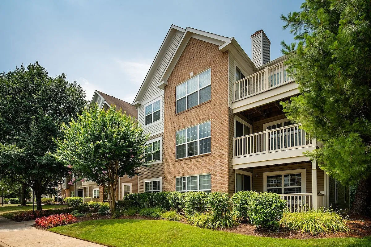 Elms Kingstowne – photo 4