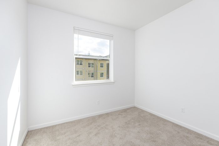 17101 Ruben Ln unit 307 – photo 3