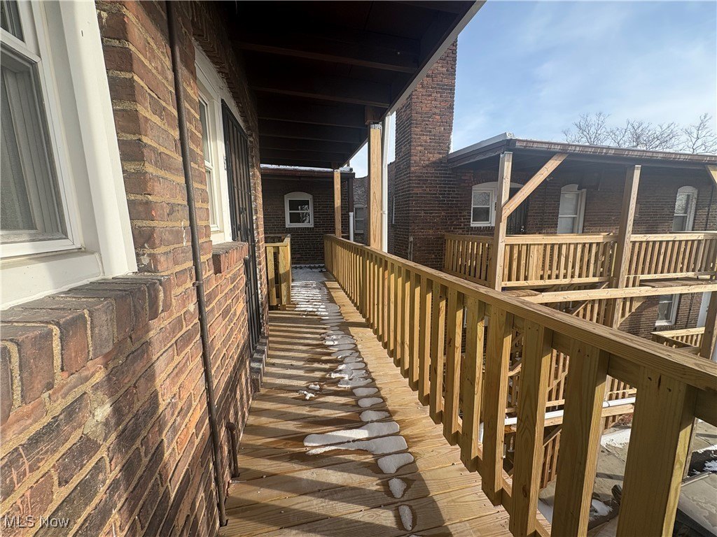 14236 Lakeshore Blvd #6 – photo 5