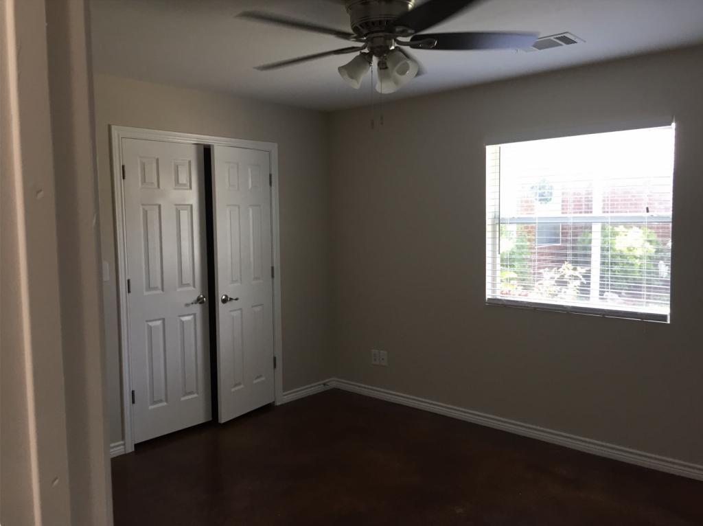 2203 Ridgeview Dr – photo 4