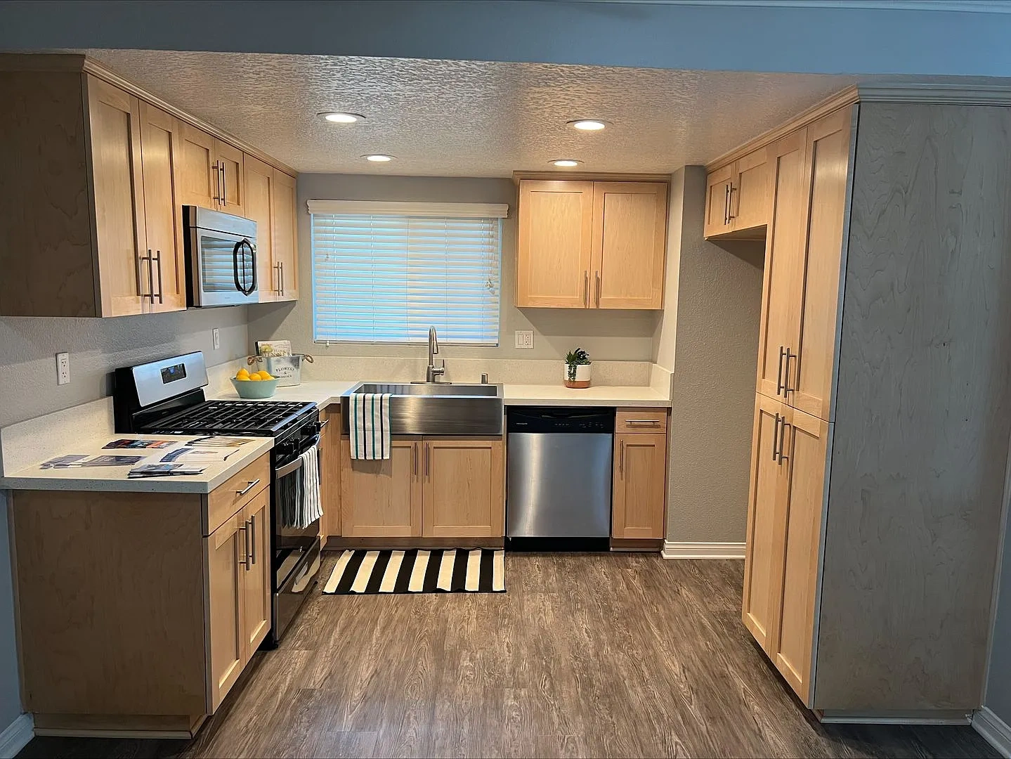 2 Bedroom Apartments in North Redlands – photo 4