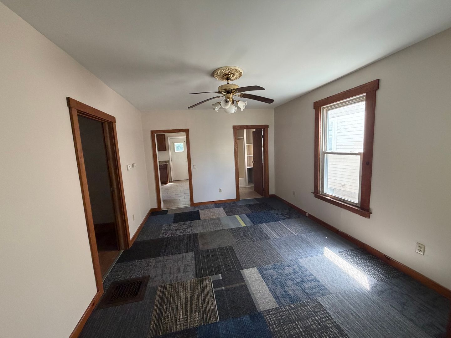 116 Charles Ct unit 116 Charles Ct DOWN – photo 4