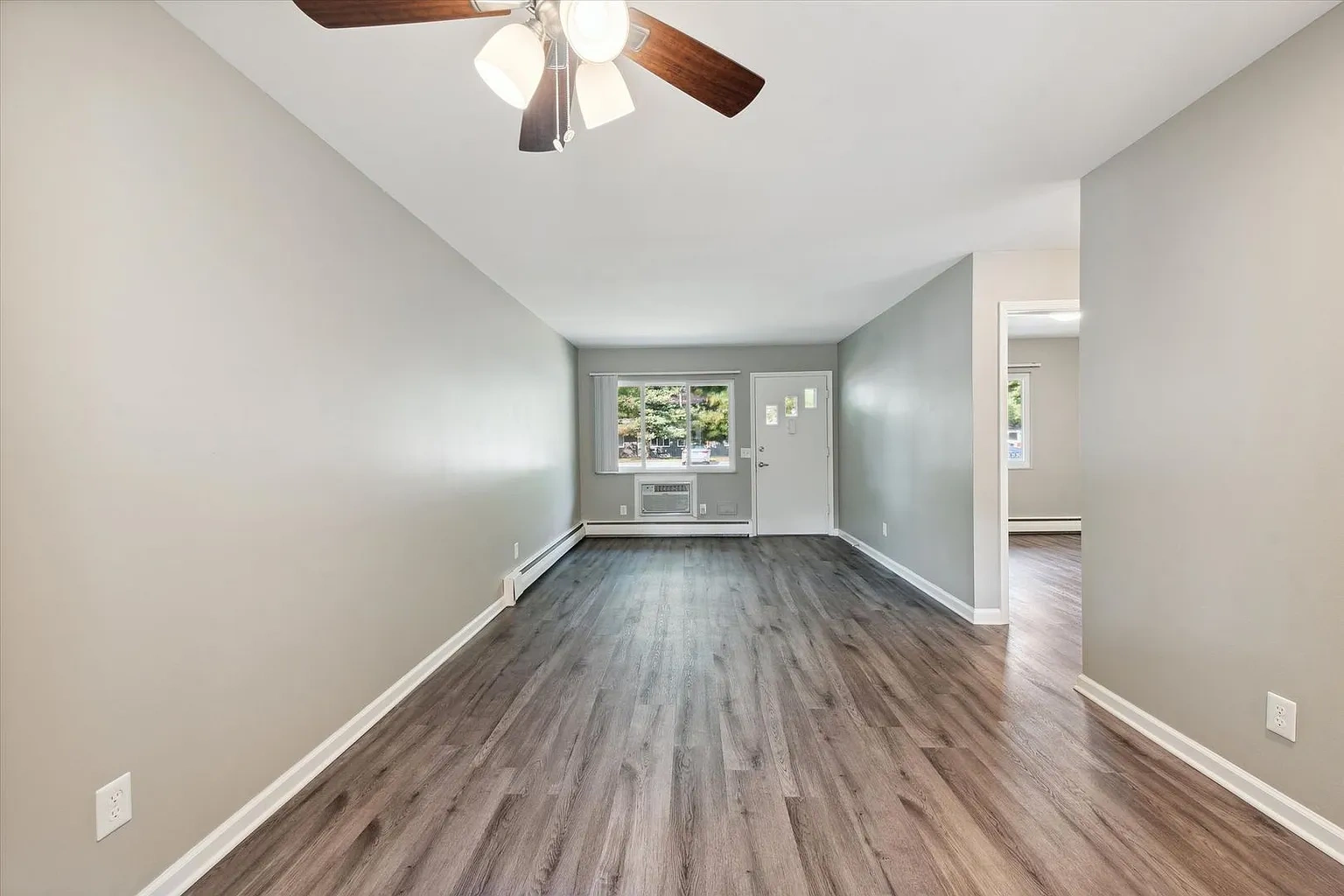 3808 W Sylvania – photo 4