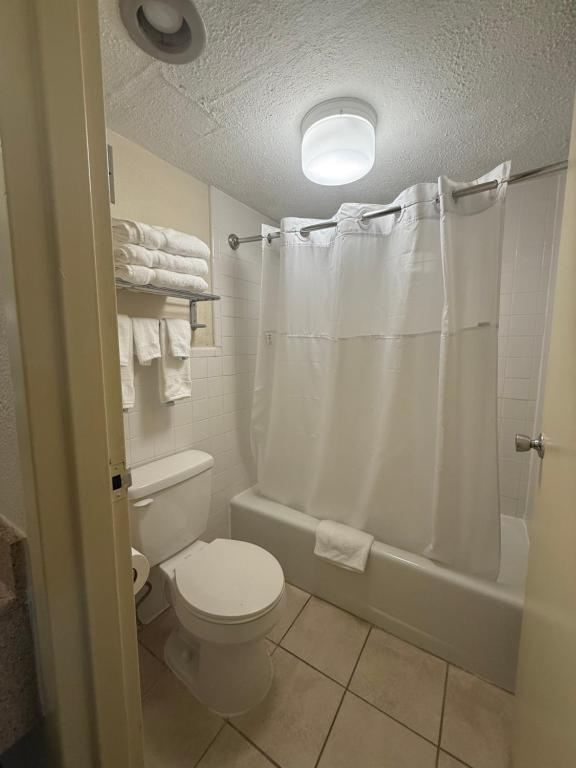 7018 Ocean Gateway unit A – photo 5