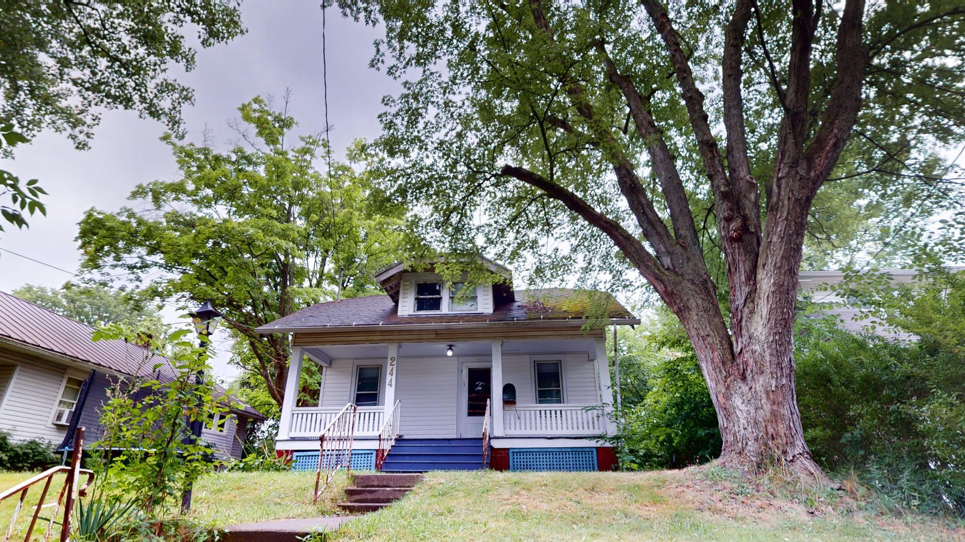 244 Elmwood Dr – photo 1