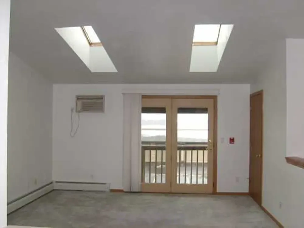 Harbour Pointe Villas – photo 5