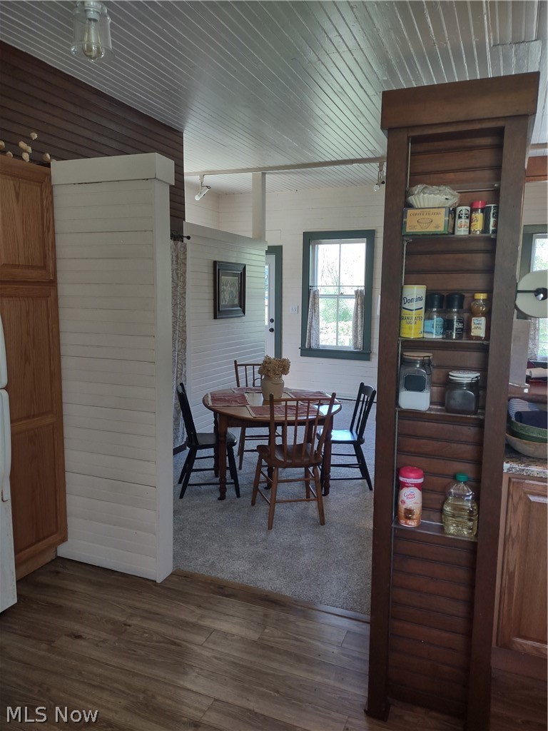 6016 Parker Ct – photo 2