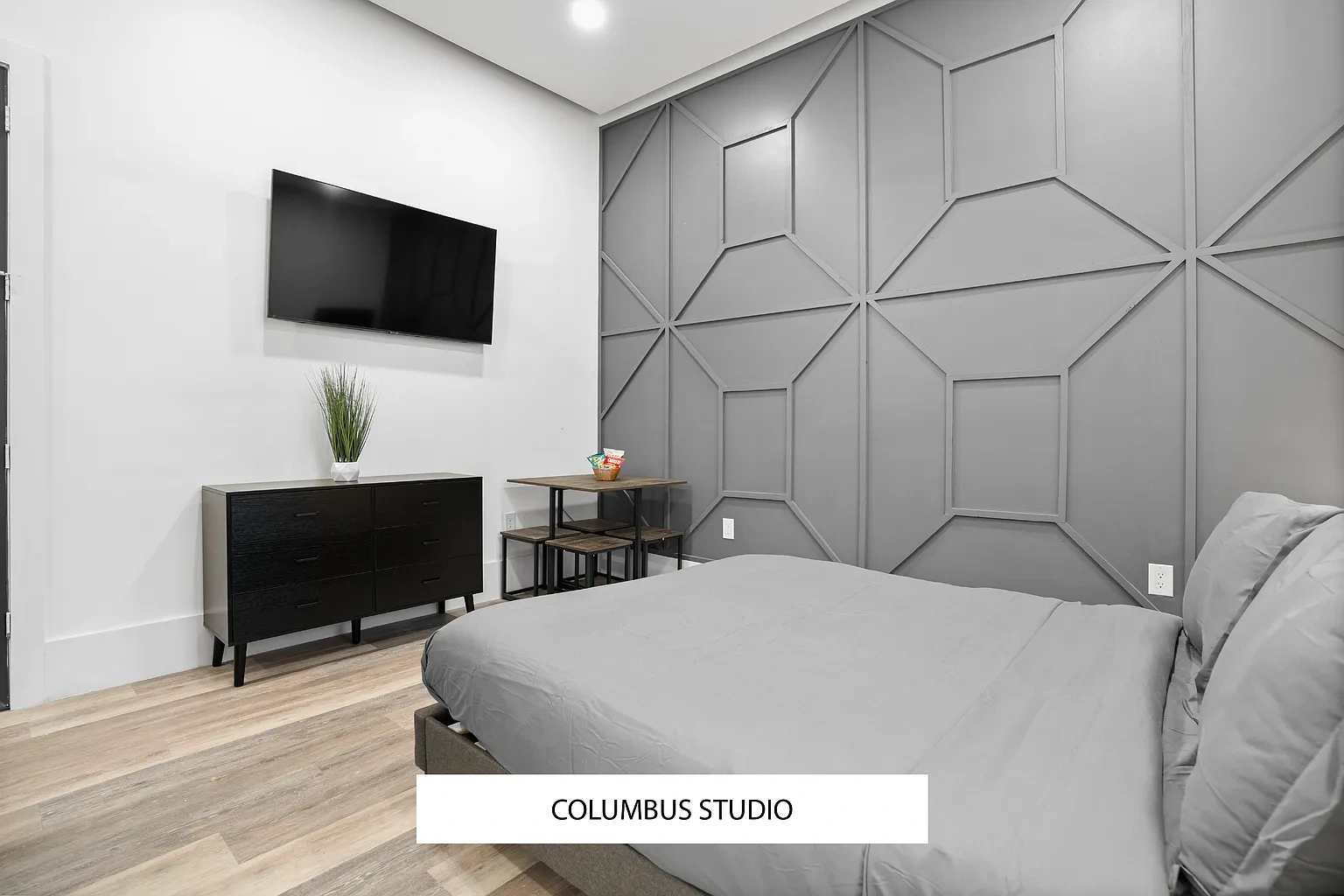 Ybor Luxe Apartments – photo 5
