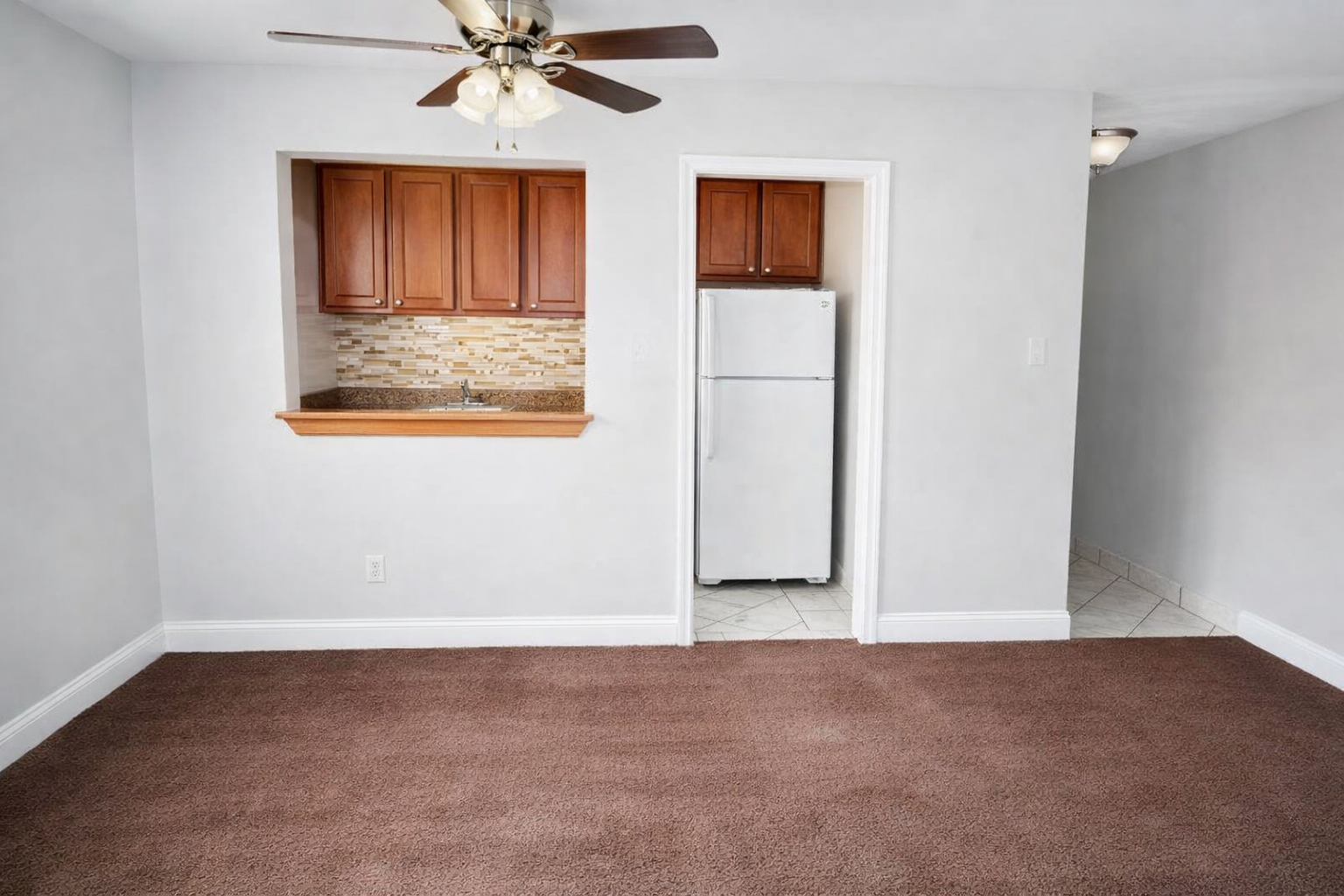 220 Hutchinson Ave unit B-11 – photo 3