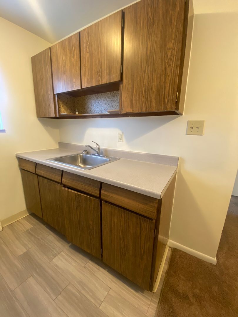22450 Euclid Ave unit CE 107 – photo 5