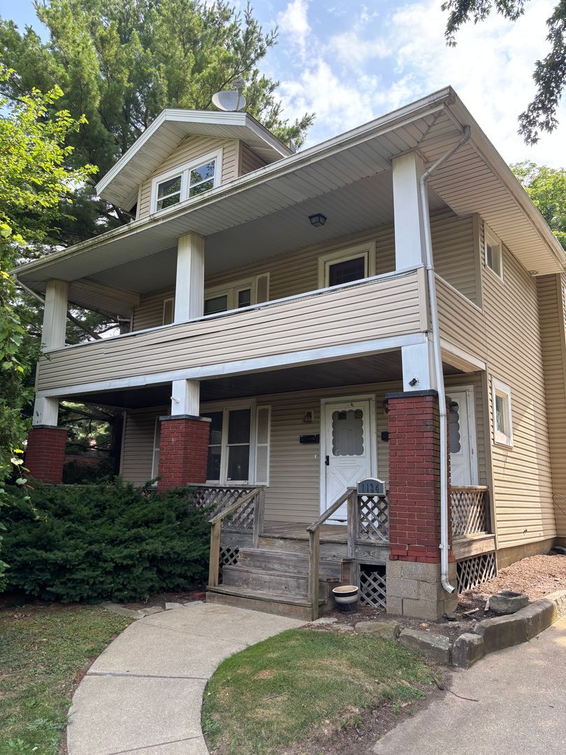 1134 Bellflower Ave NW unit 1 – photo 1