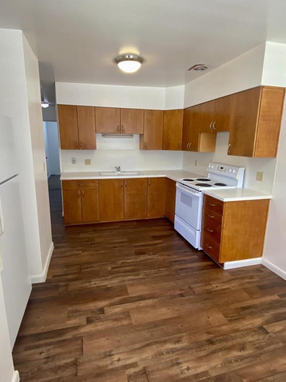 290 Fairlane Dr unit 3 – photo 3