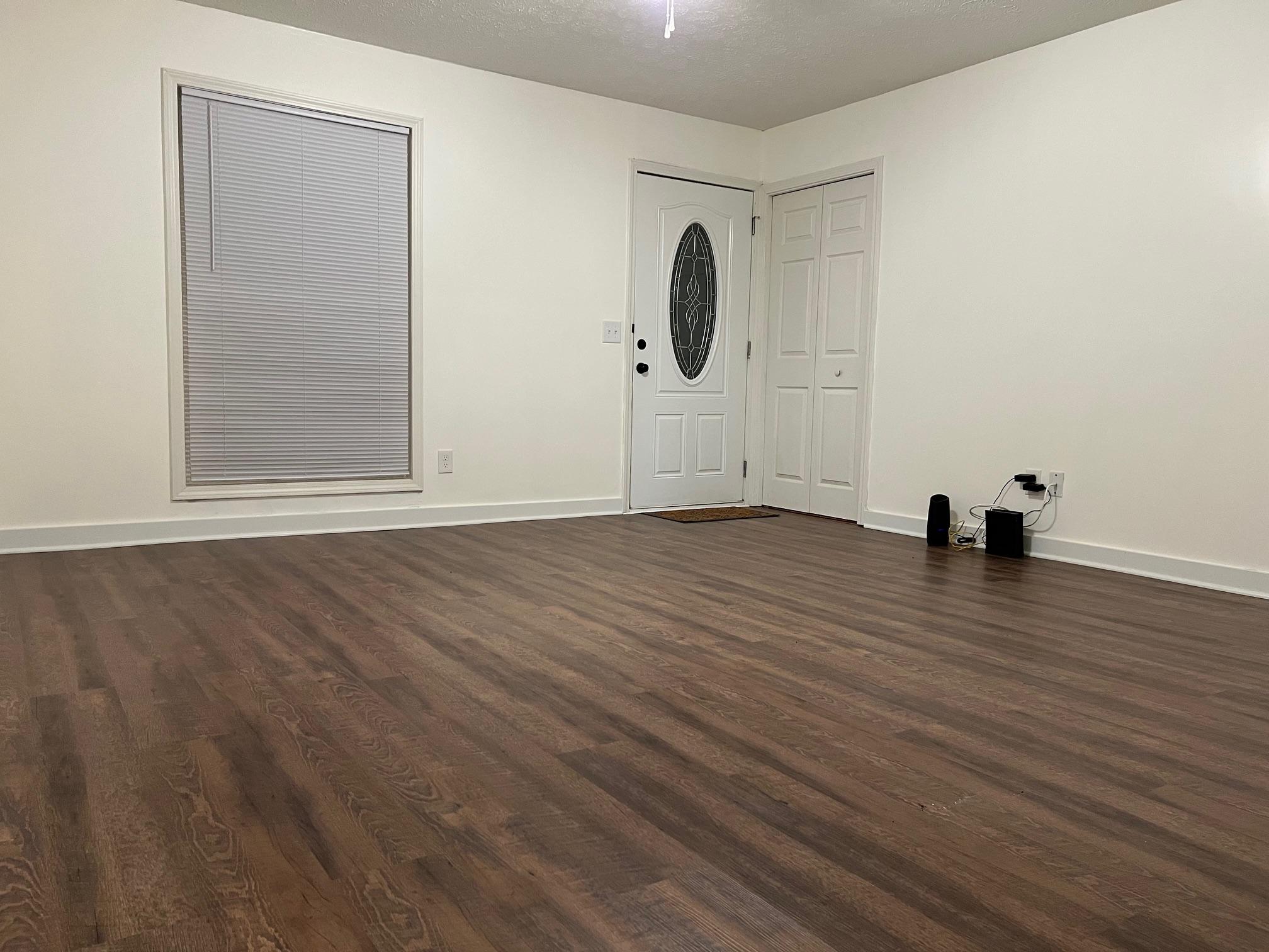629 Denton Ave – photo 2