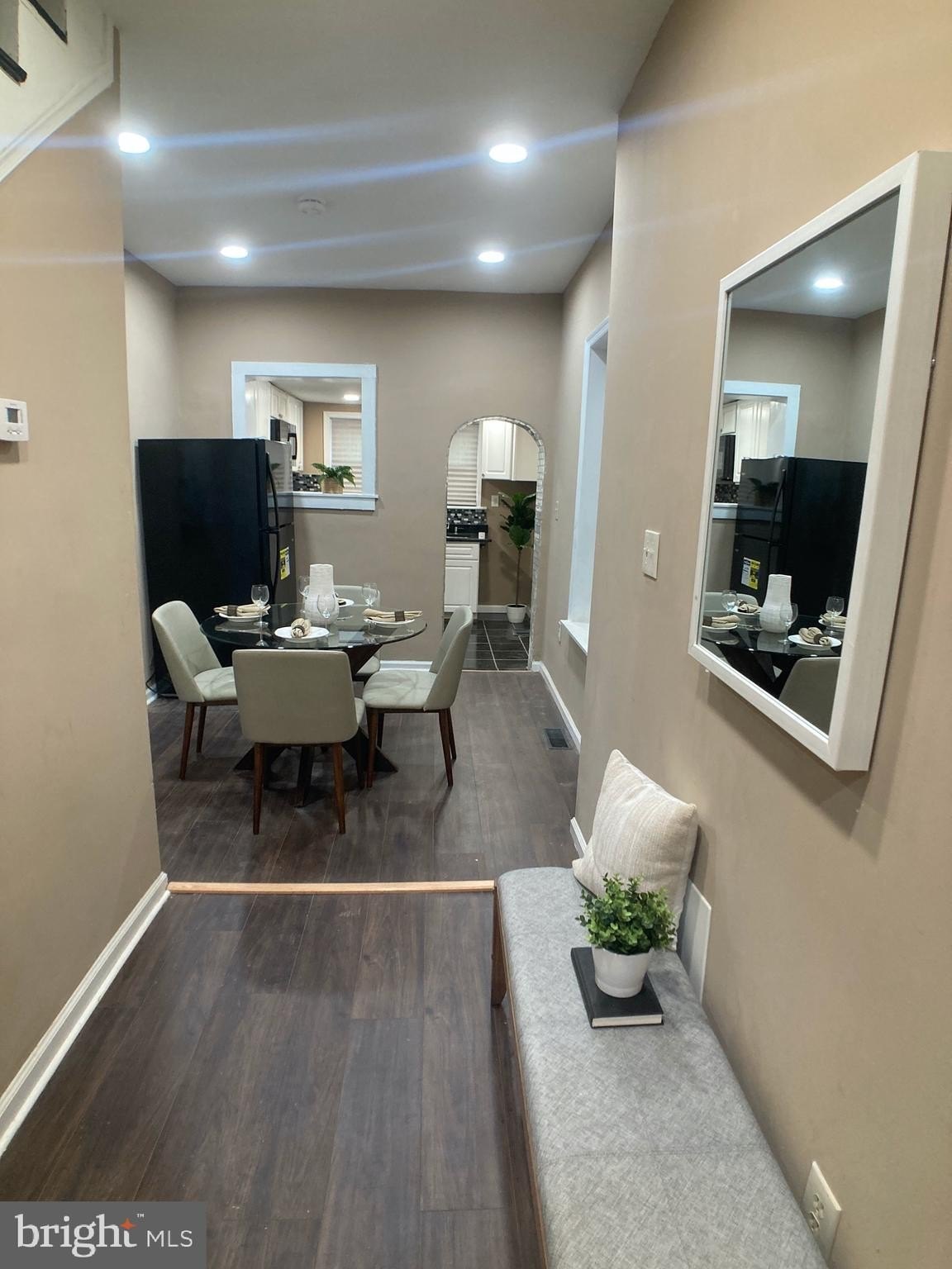 2060 E Orleans St – photo 3