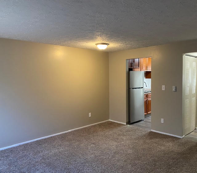 118 Gluck St – photo 1