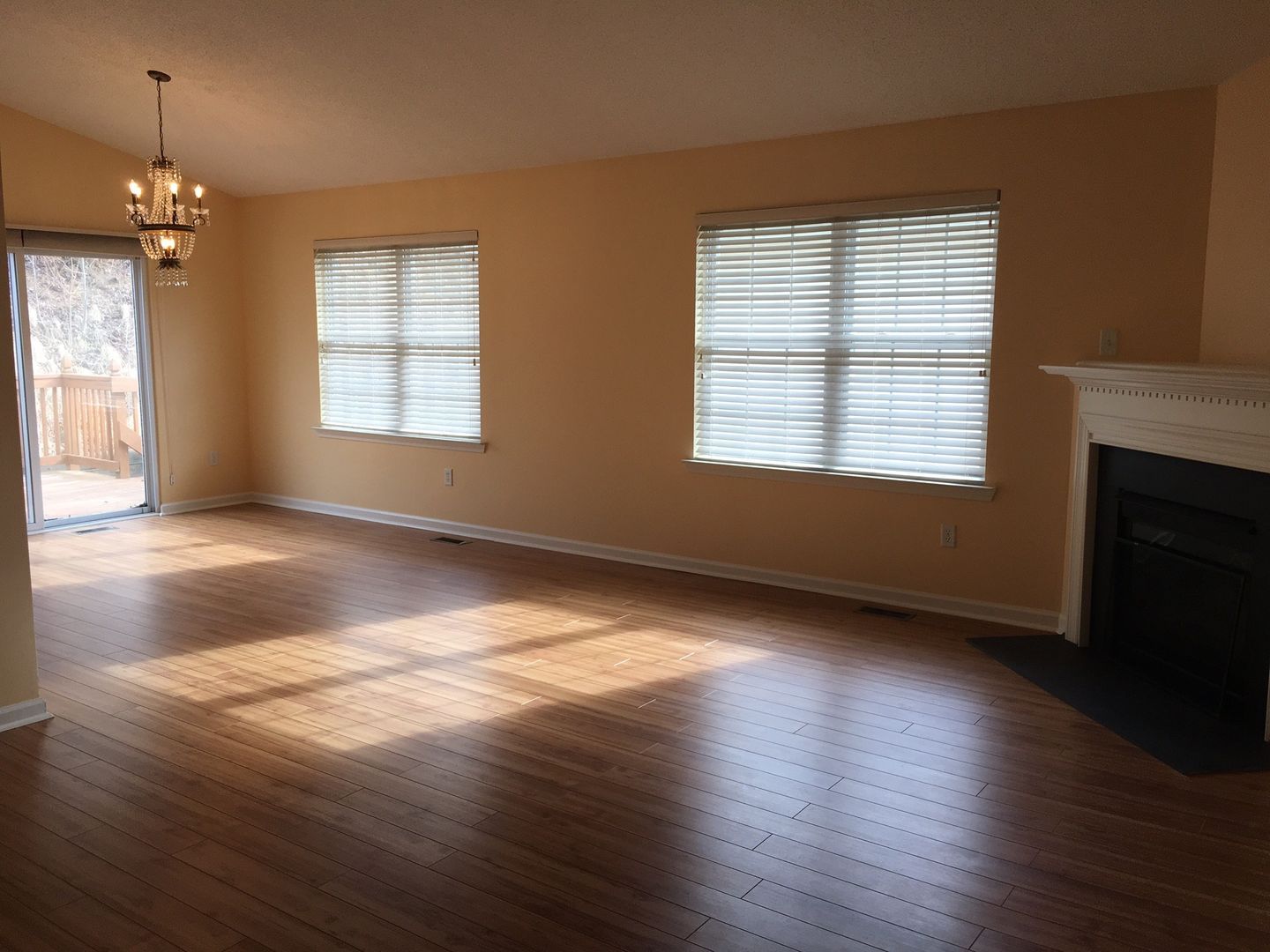 88 E Danbury Ln – photo 2