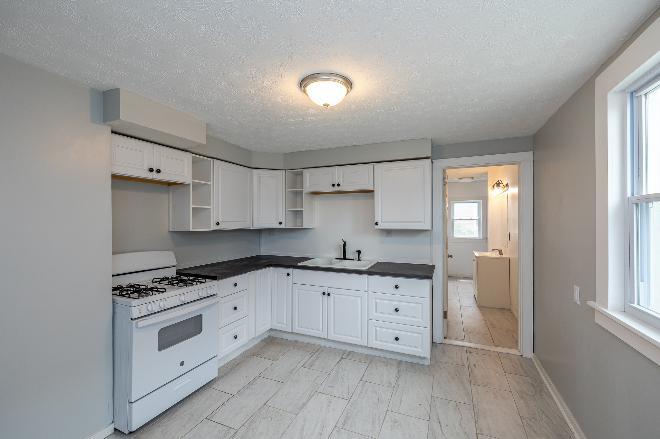 1807 Denison Ave – photo 2