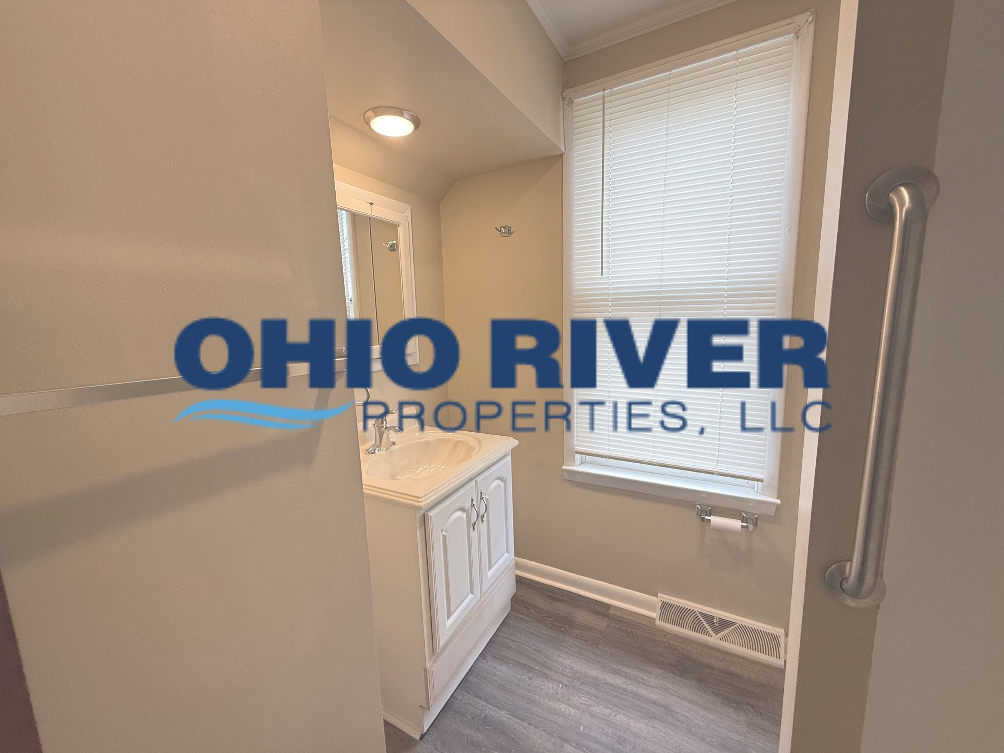 703 Adams St unit 703 – photo 4