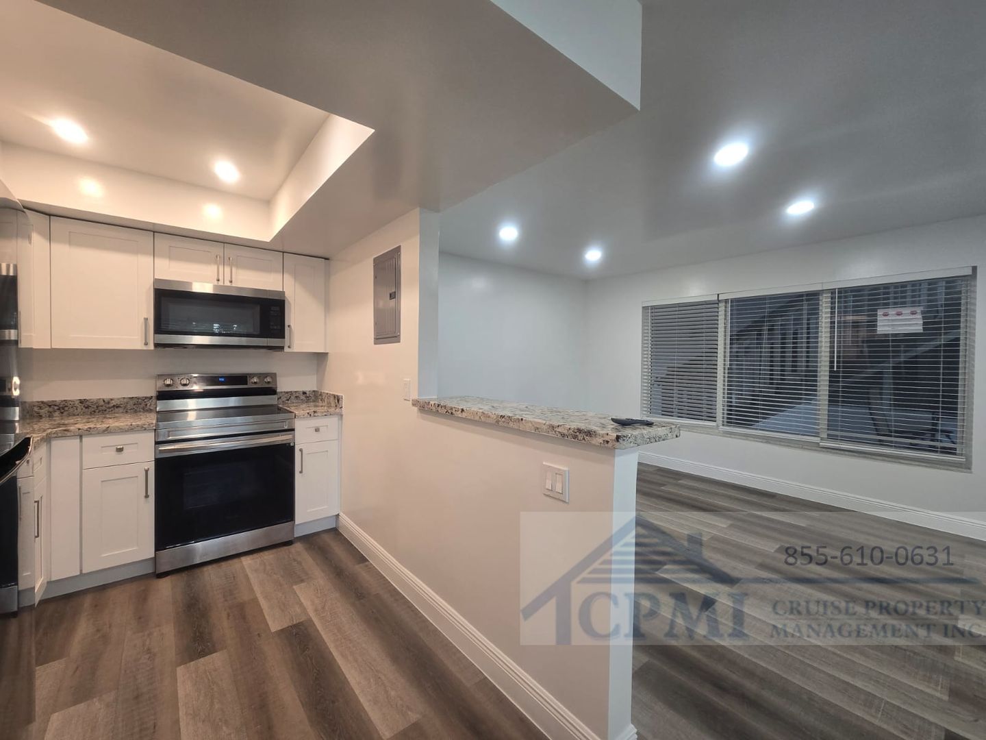 310 Lake Shore Dr unit 13 – photo 3