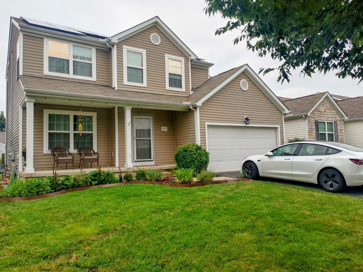 457 Hemhill Dr – photo 1