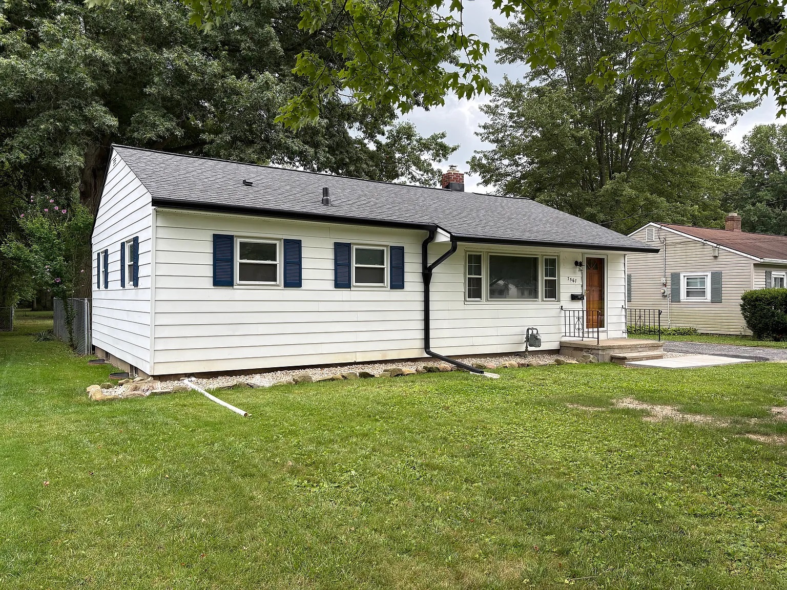 7567 Inland Dr – photo 2