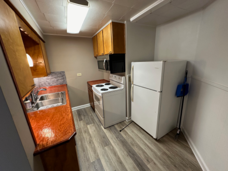 347 W State St unit 3 – photo 5