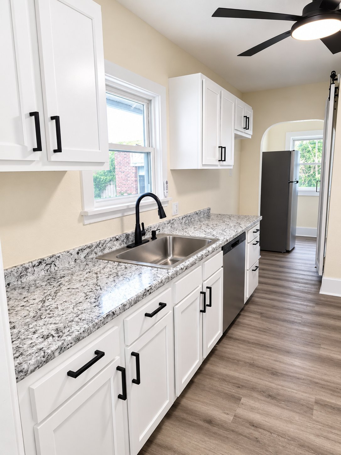 2149 Alvin St – photo 1